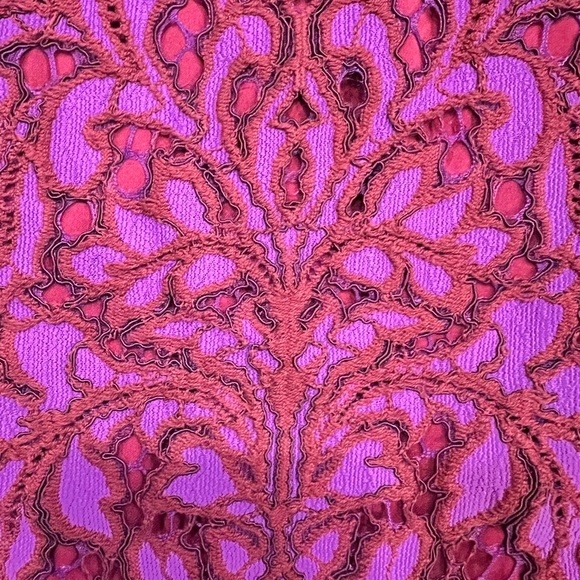 Diane Von Furstenberg Geovana Lace Purple Amethyst/Red Onyx Dress size 8 EUC - Picture 14 of 14